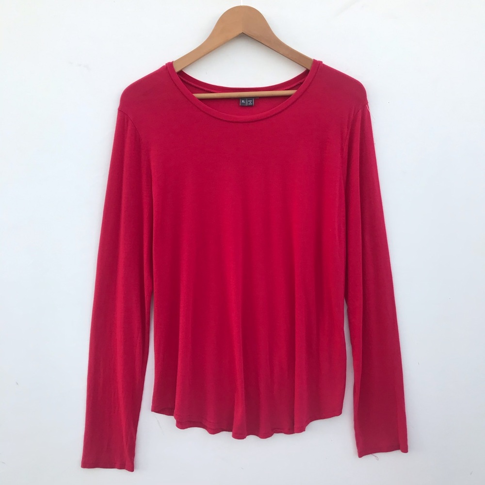 Vince Basic Long Sleeve Tee in Red